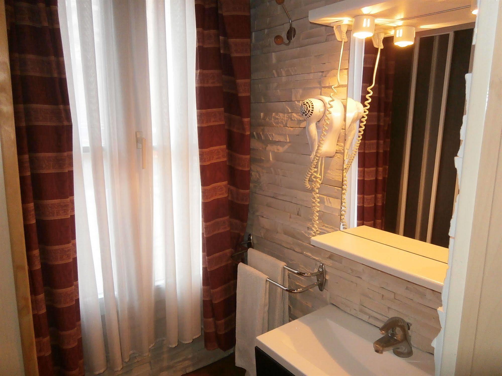 Hotel Beausejour روان المظهر الخارجي الصورة