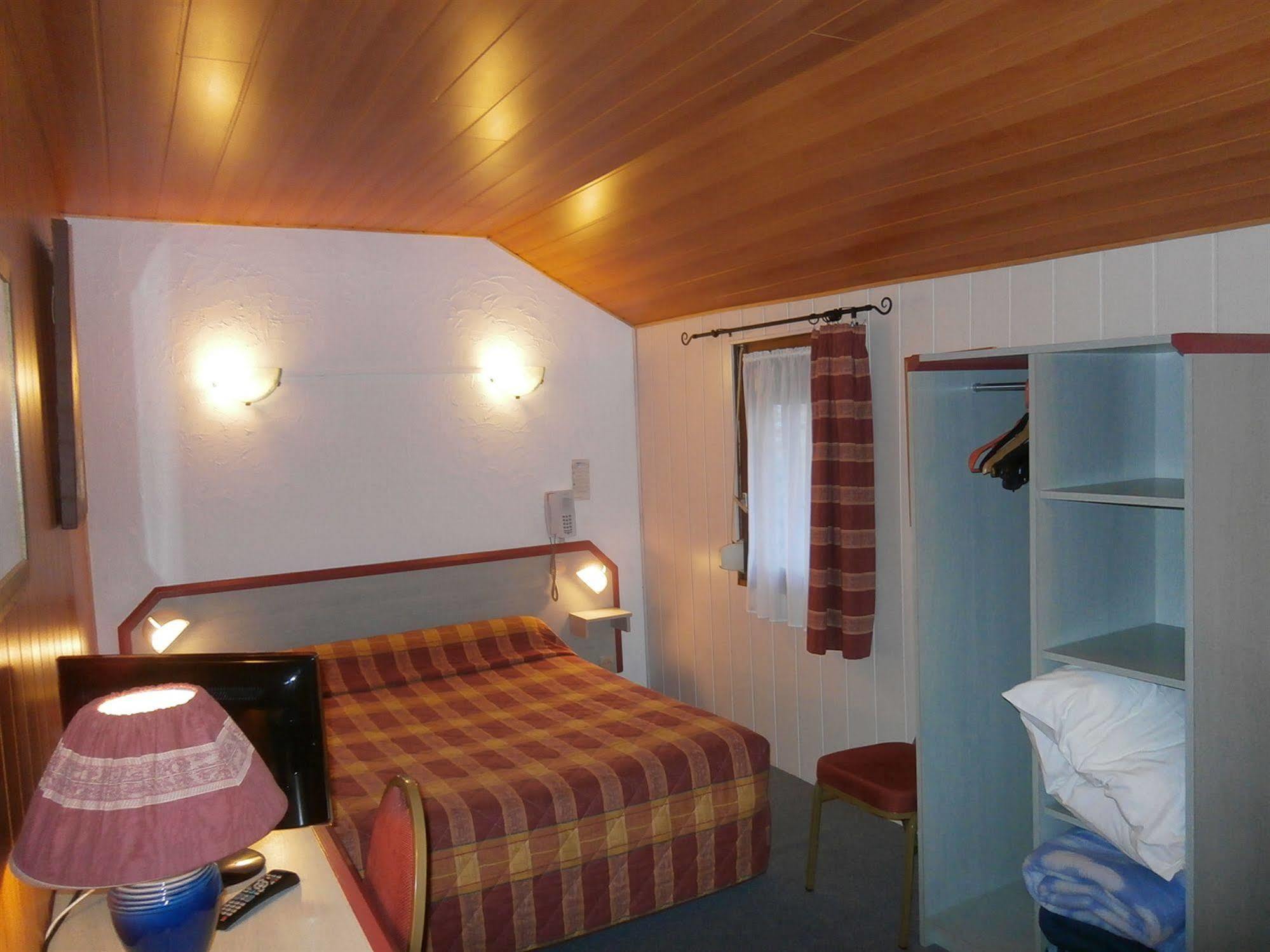 Hotel Beausejour روان المظهر الخارجي الصورة